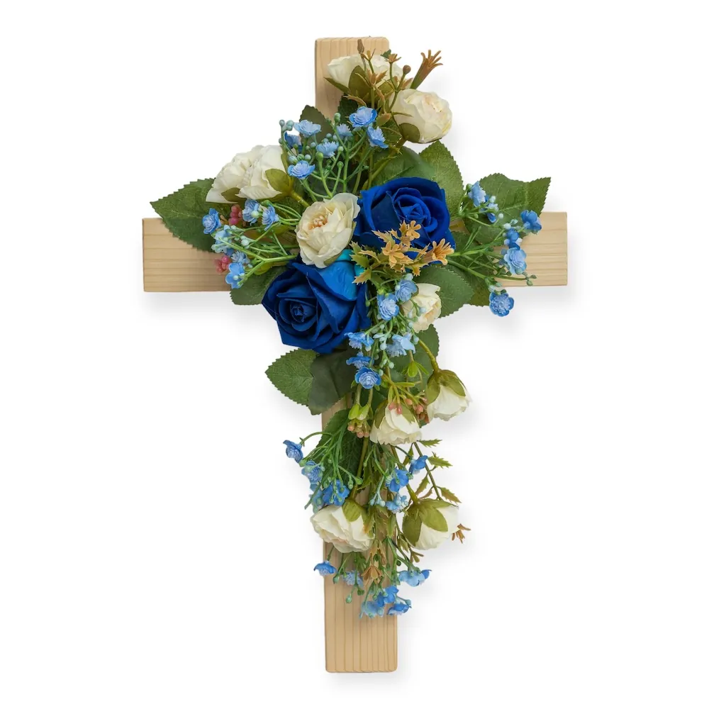Croce in Legno con Rose Blu e Avorio