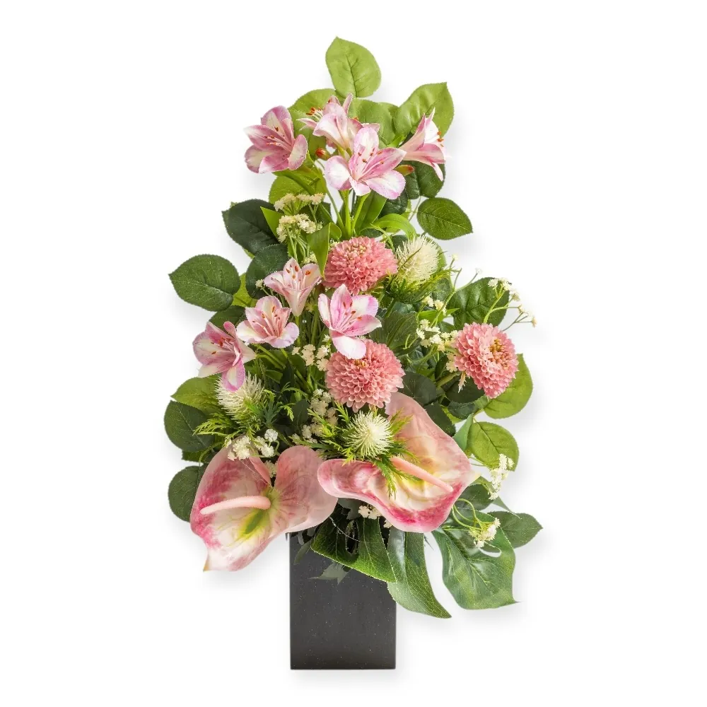 Composizione di lusso con anthurium rosa e alstroemeria