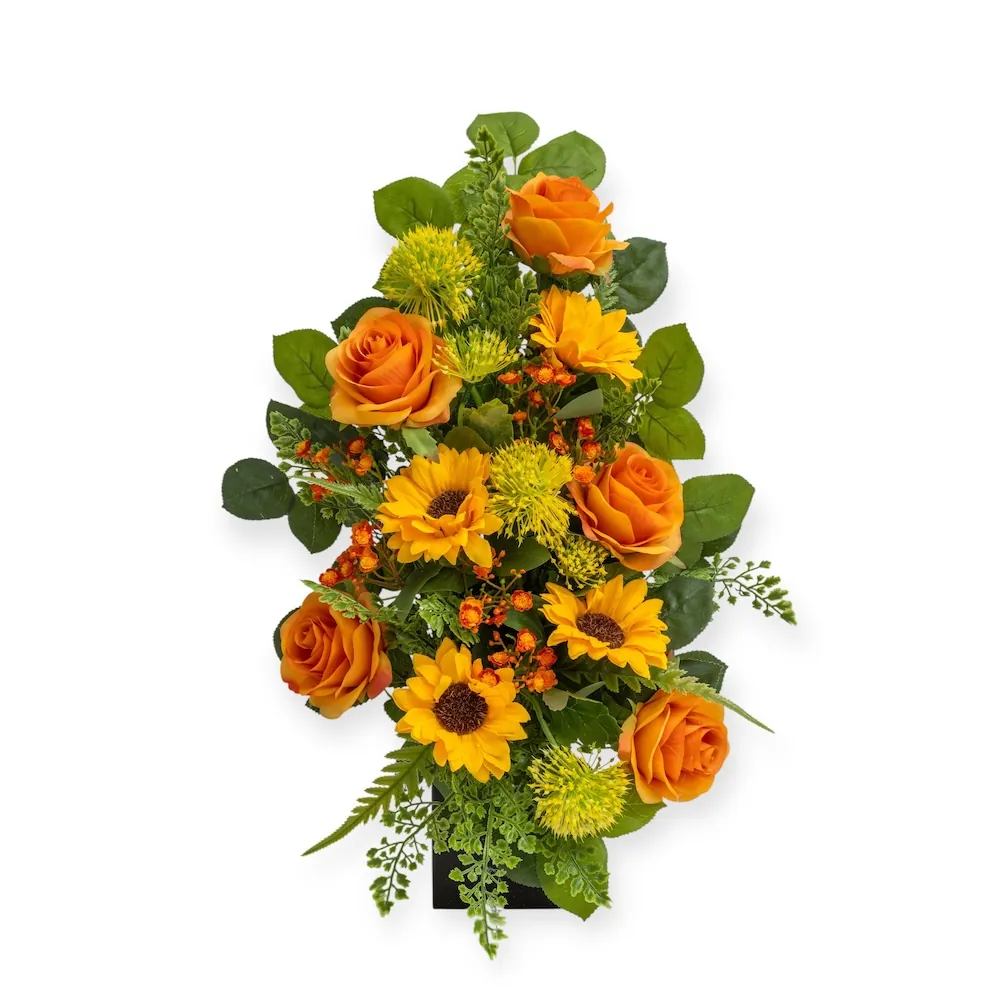 Mazzo di lusso per loculo con rose arancio e girasoli