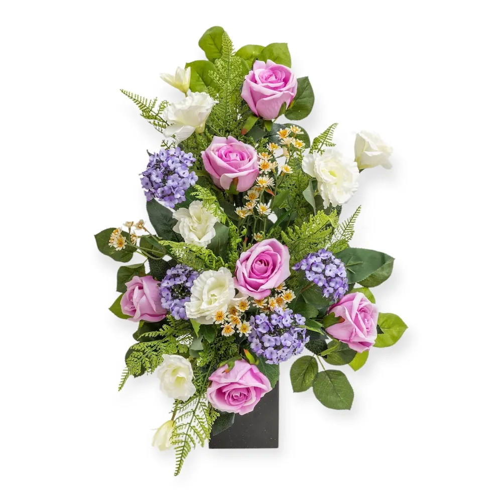 Mazzo di lusso per loculo con rose lilla e lisianthus